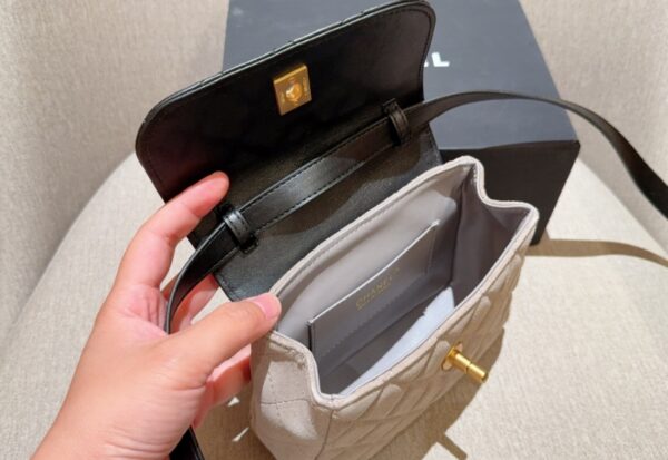 25 New Chanel Small Fragrant Small Square Bag Shoulder Bag - Image 9