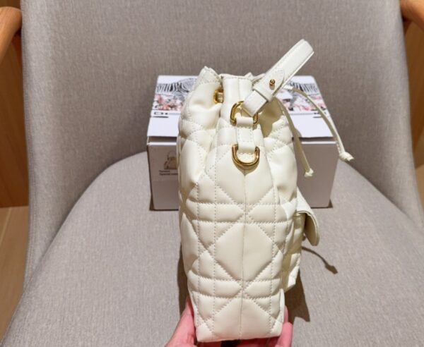 Dior Women's Bucket Bag Handheld Single Shoulder Crossbody Bag 2025 New Edition - Image 4