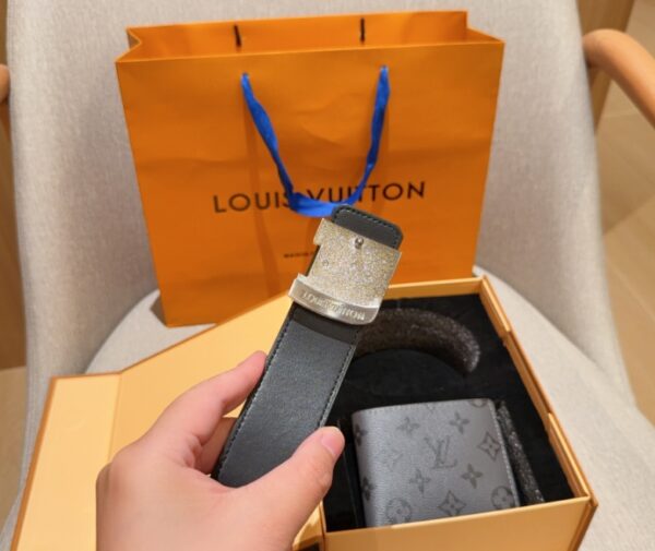 Louis Vuitton short clip wallet+belt - Image 6