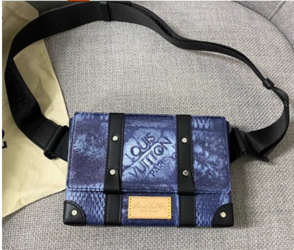 Louis Vuitton discontinued blue denim men's messenger bag waist bag