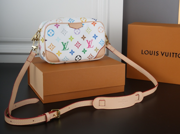 LV Kasaï White Tricolor Camera Bag Clutch Shoulder Crossbody Bag