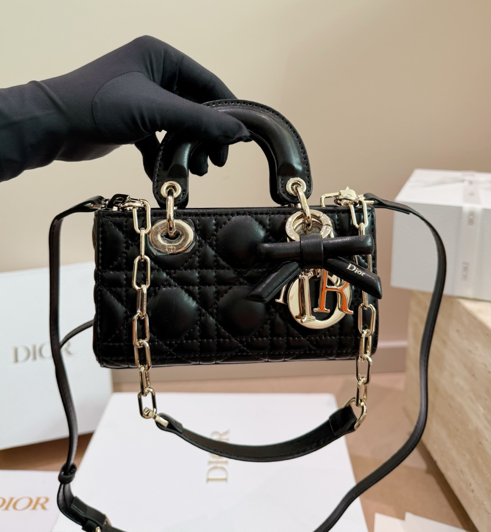 2026 - Dior color-blocked bow 🎀Dior Lady new long style lambskin 🎁 - Image 4